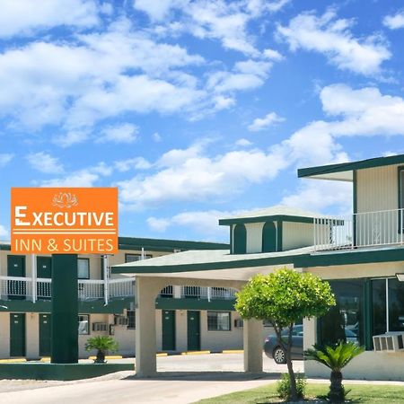 Executive Inn & Kitchenette Suites-Eagle Pass Exterior photo